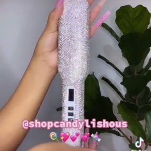 Silver diamond straightener